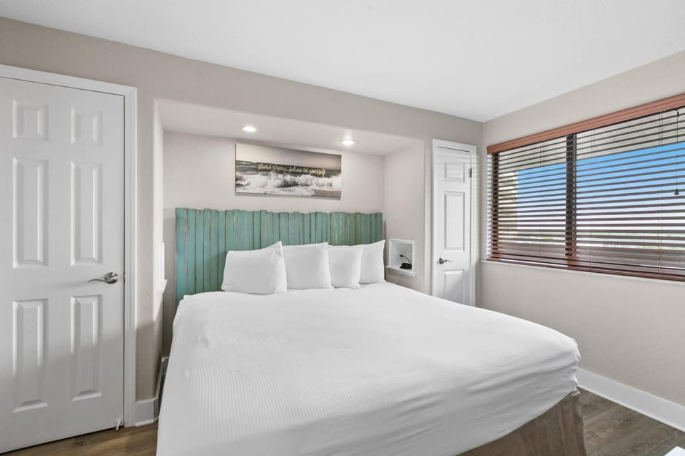 SunDestin Resort Unit 1202 House in Destin
