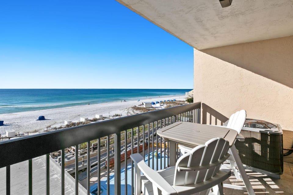SunDestin Resort Unit 0409 House in Destin