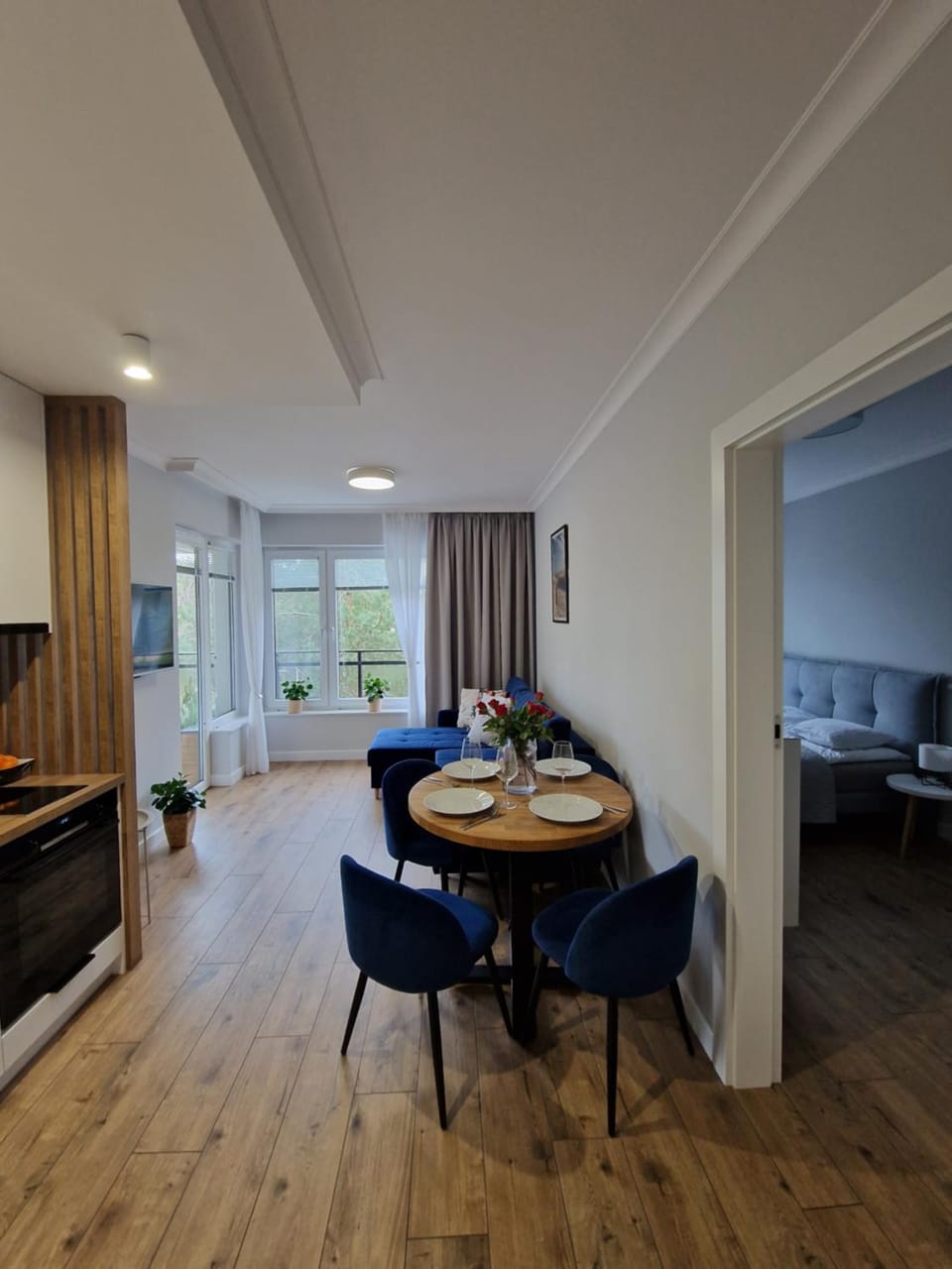 Living room, Dining area