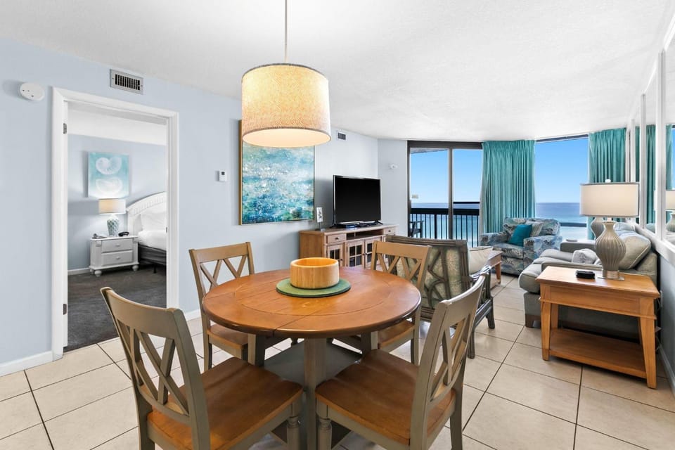 SunDestin Resort Unit 0915 House in Destin