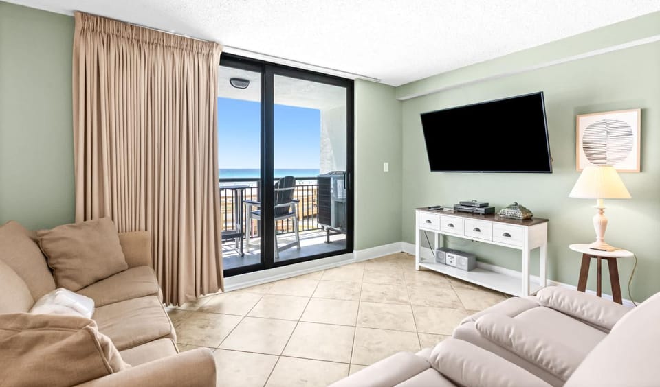 SunDestin Resort Unit 0211 House in Destin