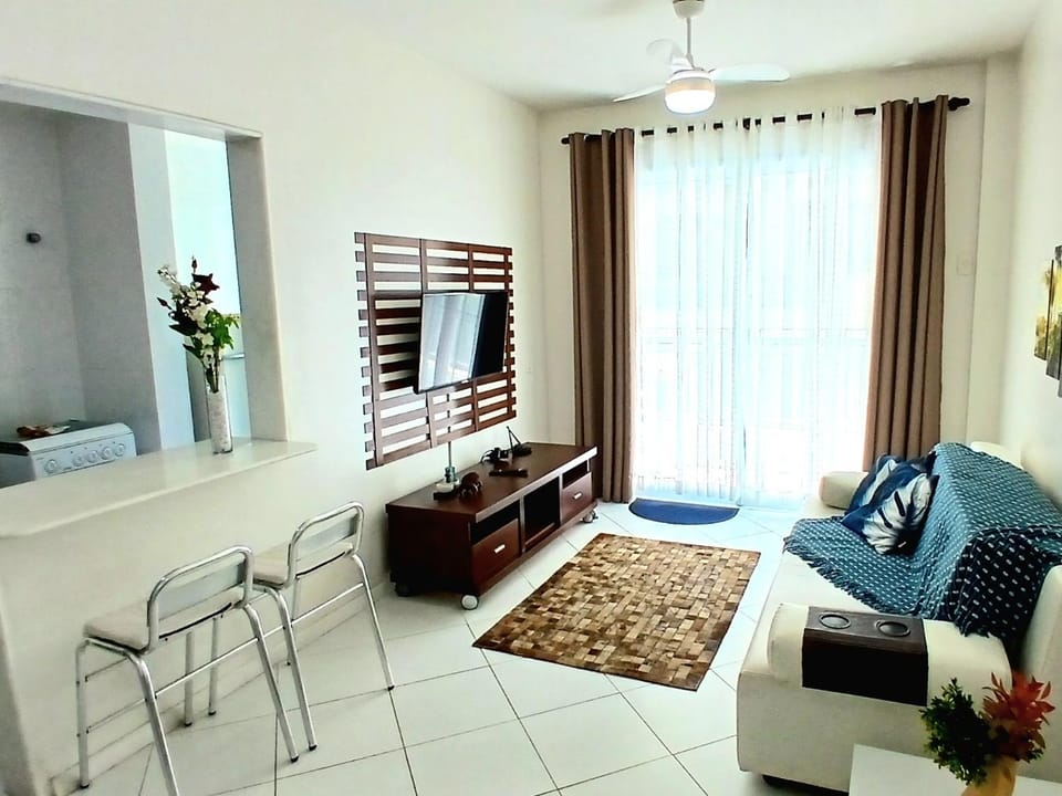 Communal lounge/ TV room, TV and multimedia, Living room, Seating area, Dining area, internet