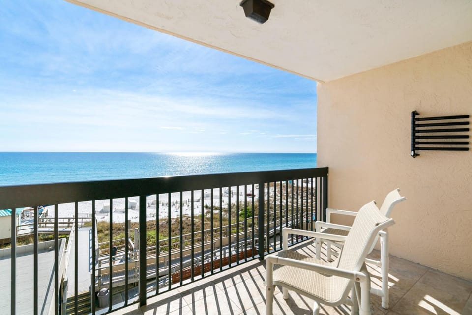SunDestin Resort Unit 0410 House in Destin