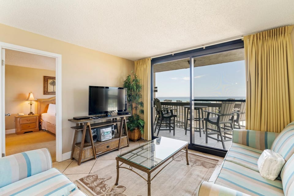 SunDestin Resort Unit 0618 House in Destin