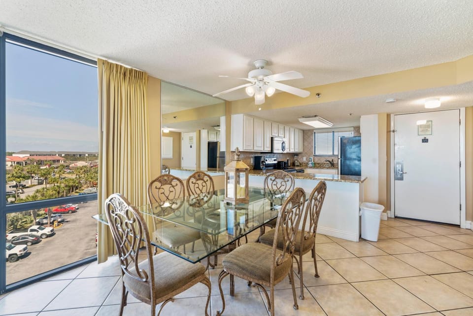 SunDestin Resort Unit 0618 House in Destin