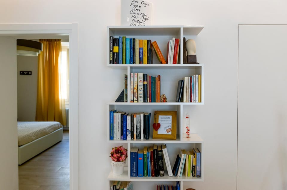Seating area, Bedroom