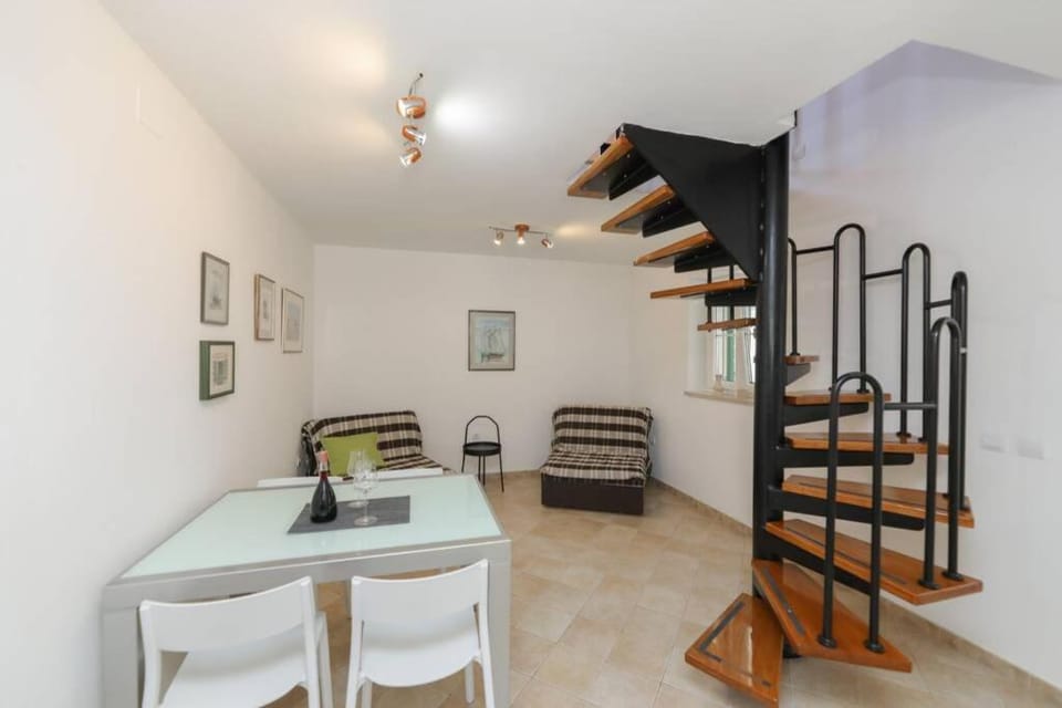 Kuća za odmor Mihaela Apartment in Split-Dalmatia County