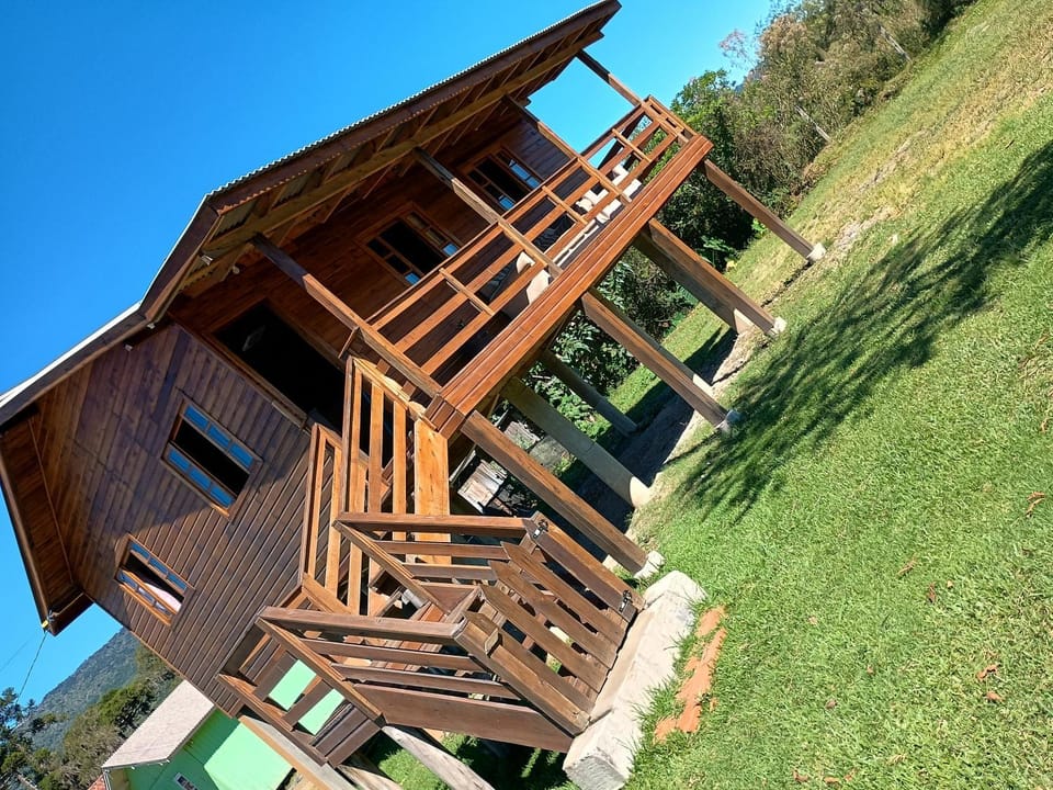 cabana e casa de campo bromélia House in State of Santa Catarina