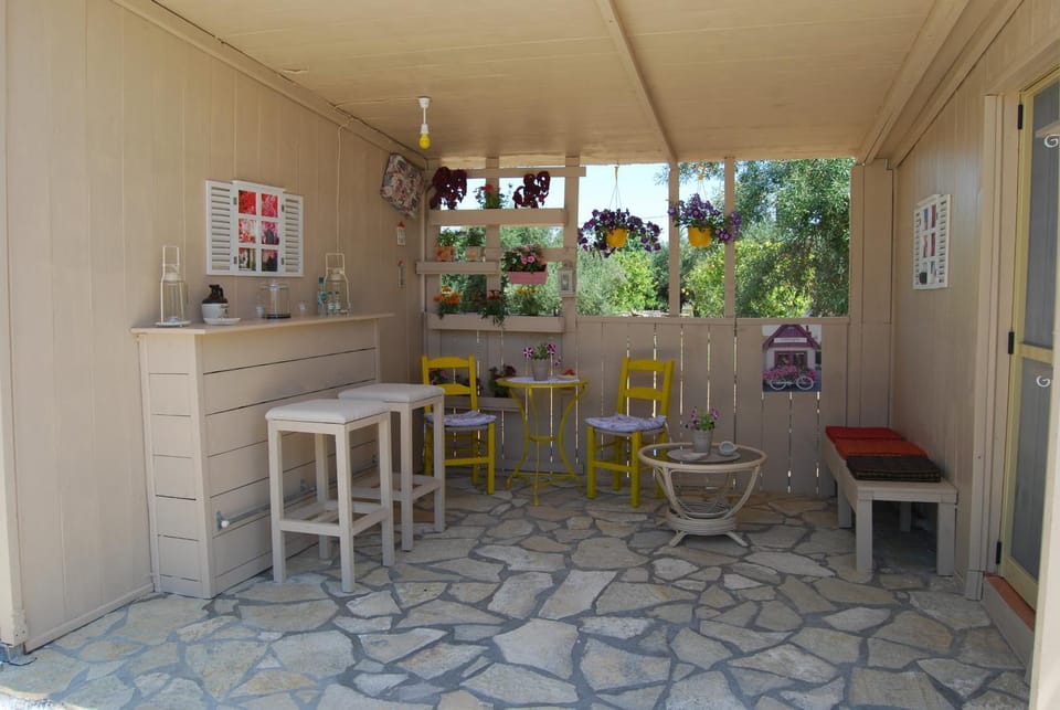 LUXURY TRADITIONAL ROOM The Small Bookstore Bed and Breakfast in Peloponnese, Western Greece and the Ionian