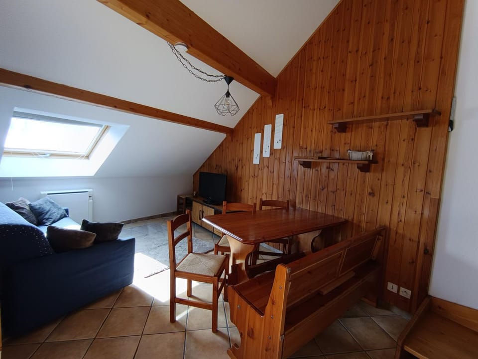 Grand duplex lumineux 4-6 pers., vue superbe, Montgenèvre - FR-1-445-164 Apartment in Montgenèvre