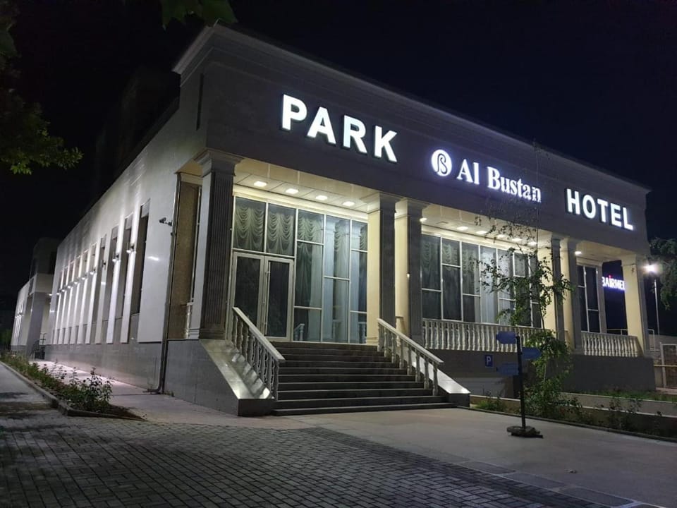 Park Hotel al Bustan Hotel in Kazakhstan