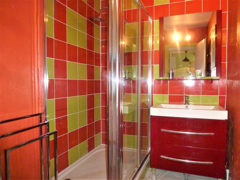 Résidence L'elvire - Très fonctionnel logement dans quartier animé ! MAE-6604 Apartment in Aix-les-Bains
