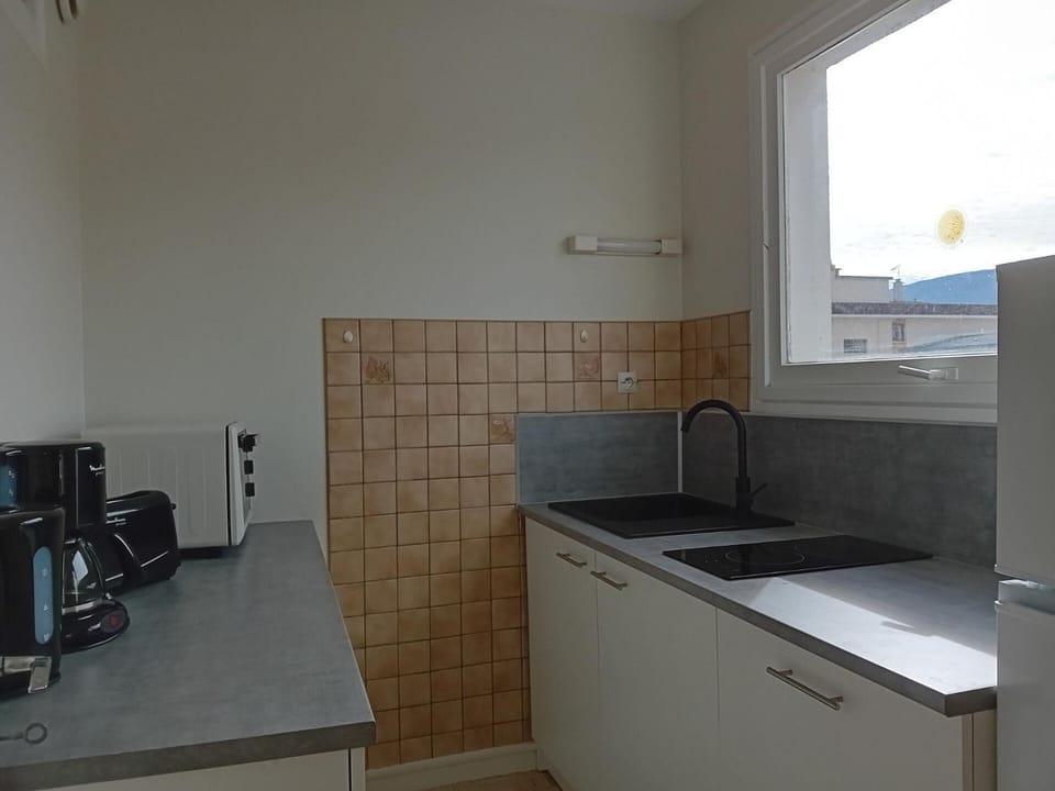 Résidence Le Jasmin - Paisible logement , quartier tranquille ! MAE-6724 Apartment in Aix-les-Bains