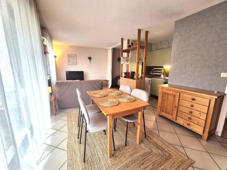 Résidence Le Comte Vert - Dans quartier annimé, studio proche de la gare ! MAE-7294 Apartment in Aix-les-Bains