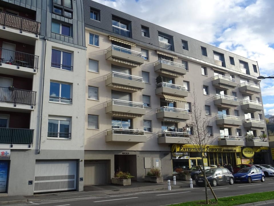 Résidence Le Comte Vert - Dans quartier annimé, studio proche de la gare ! MAE-7294 Apartment in Aix-les-Bains