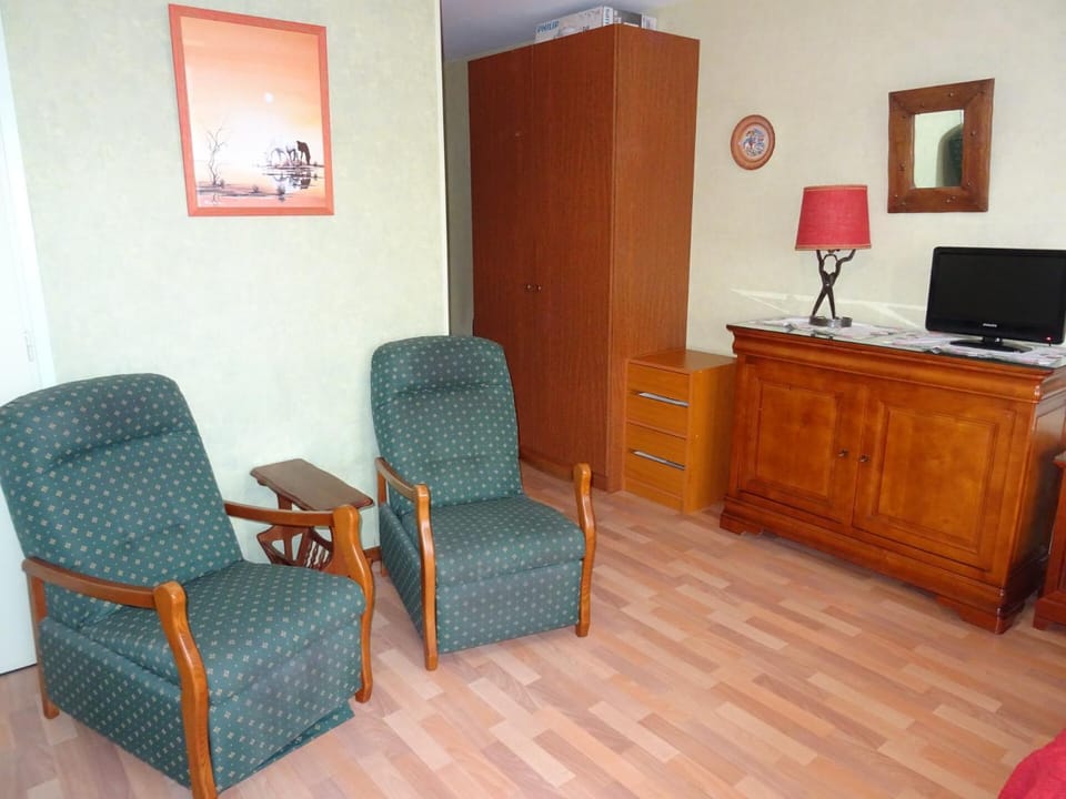 Résidence Le Chateau Durieux 3 - Au calme avec vue dégagée, studio 2 personnes ! MAE-7334 Apartment in Aix-les-Bains