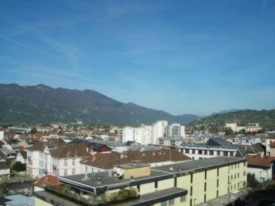 Résidence Le Chateau Durieux 3 - Très belle vue pour ce petit studio au calme ! MAE-7724 Apartment in Aix-les-Bains