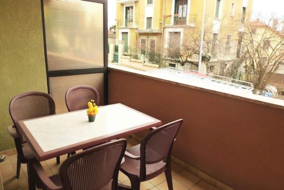 Résidence Le Cocher De La Reine - Dans quartier agréable, logement bien équipé ! MAE-7804 Apartment in Aix-les-Bains
