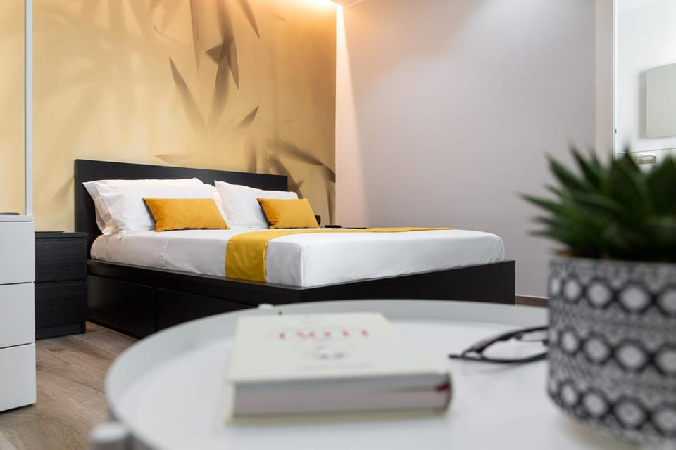 Bed, Bedroom