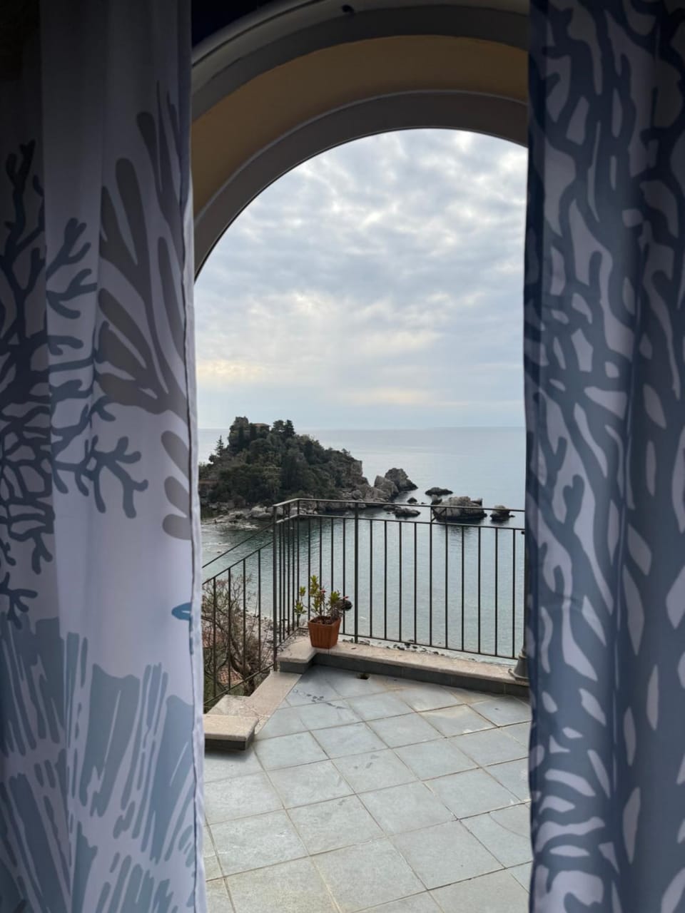 SUITE ISOLA BELLA Bed and Breakfast in Taormina
