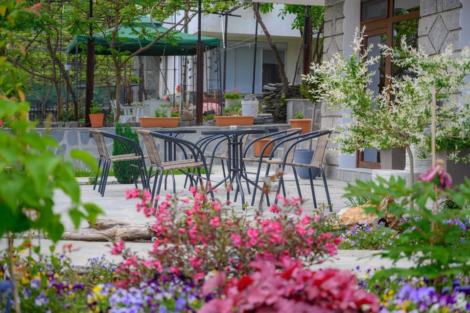 Вила Влахов Bed and Breakfast in North Macedonia