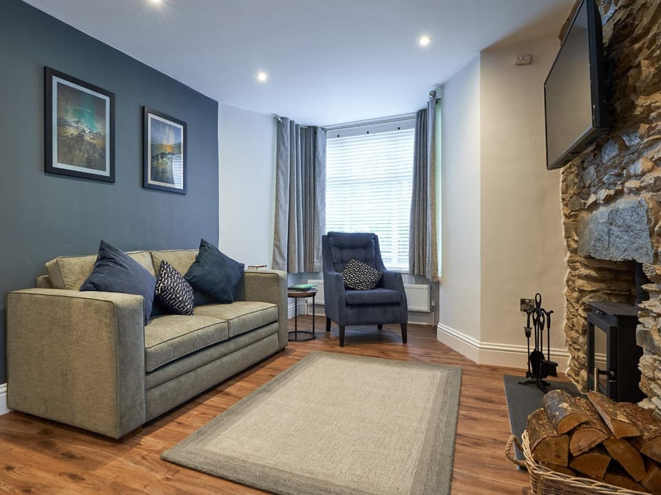 Lower Sheriff's Place Apartment in Bowness-on-Windermere
