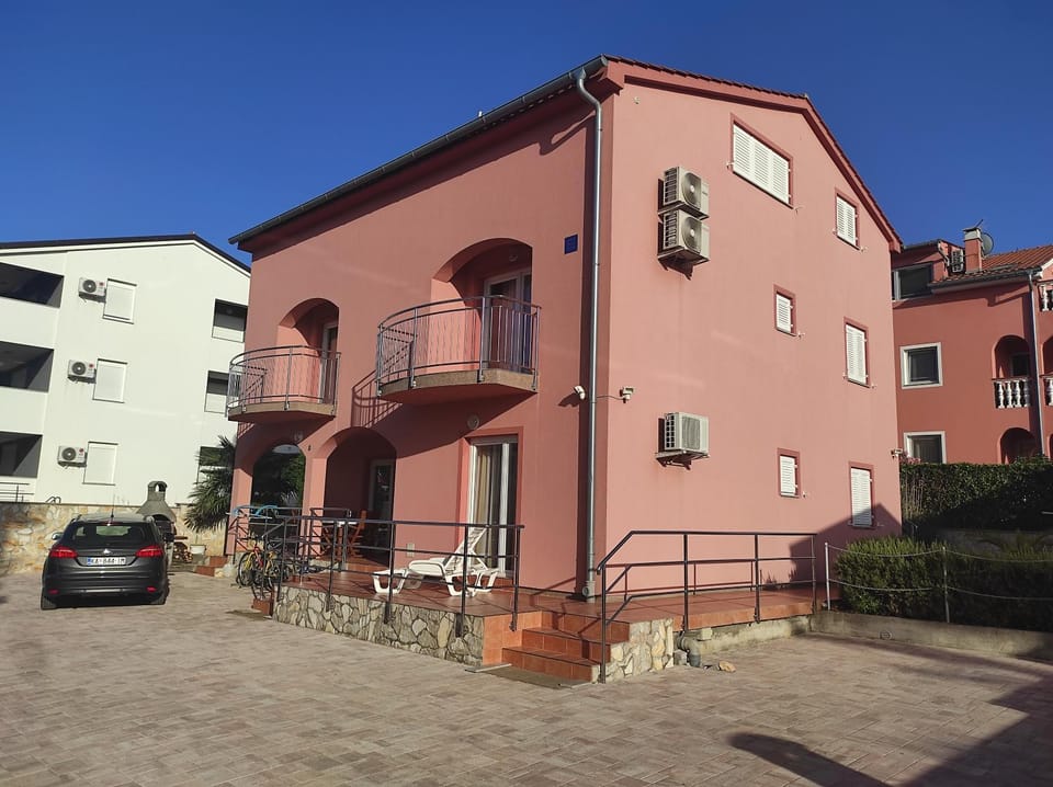 Apartments Mihael Apartment in Primorje-Gorski Kotar County