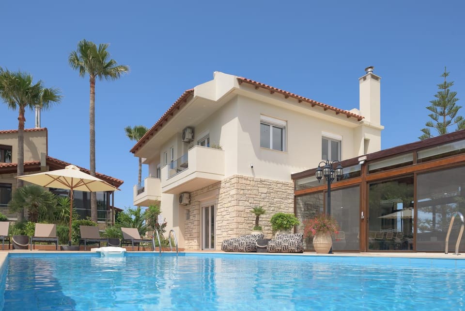 Property building, Swimming pool