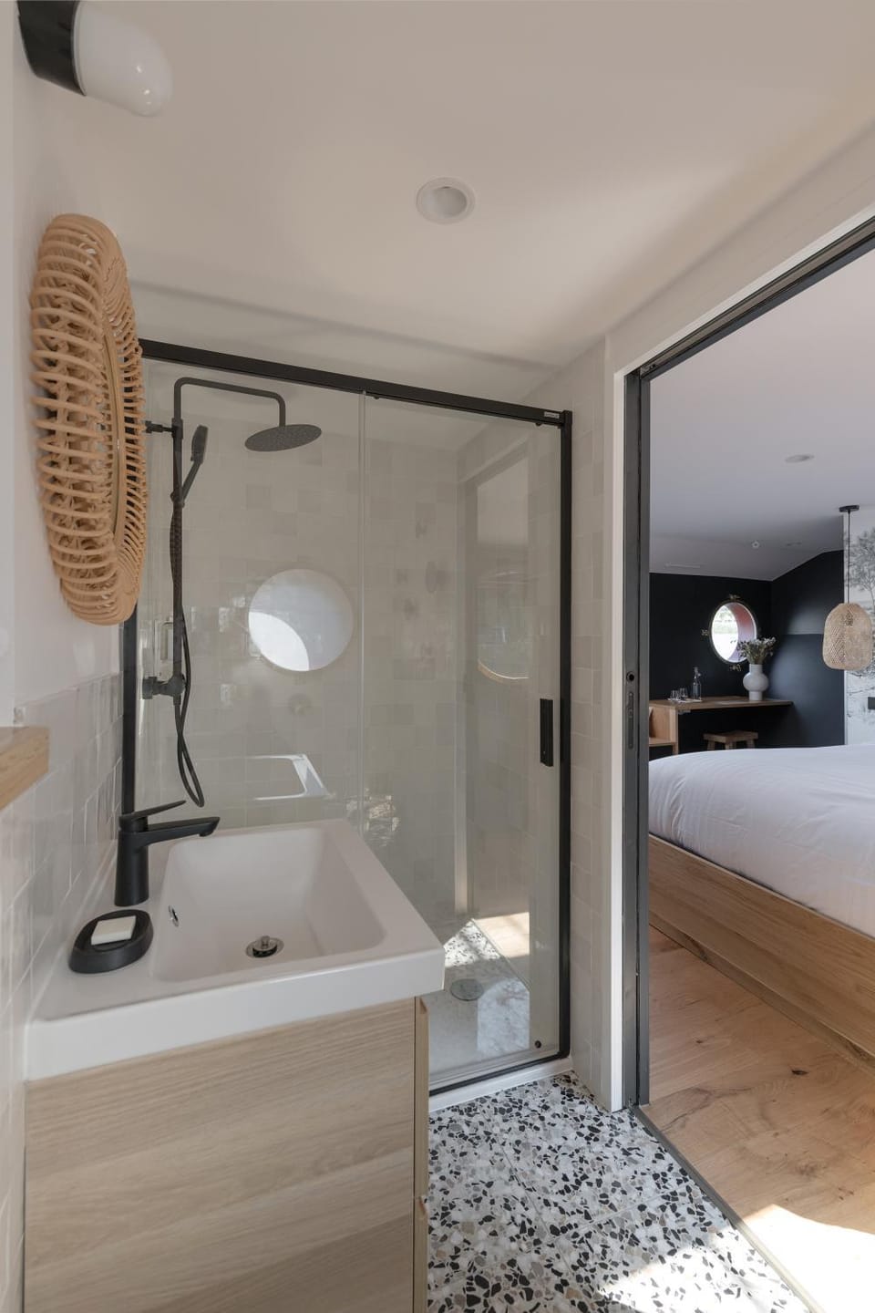 LA PENICHE - Bed And Bicycle - Tournon Bed and Breakfast in Provence-Alpes-Côte d'Azur