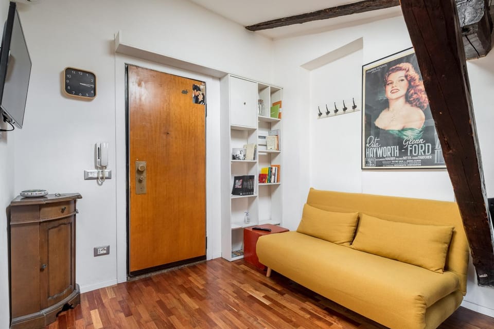 Communal lounge/ TV room, Living room
