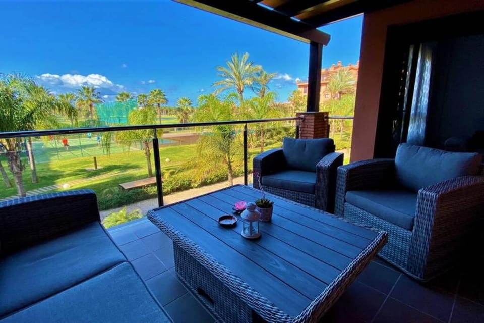 Balcony/Terrace, Garden view