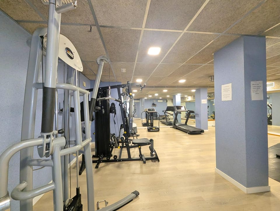 Relax en Lloret con Gym y Piscina by Host&Joy Apartment in Lloret de Mar