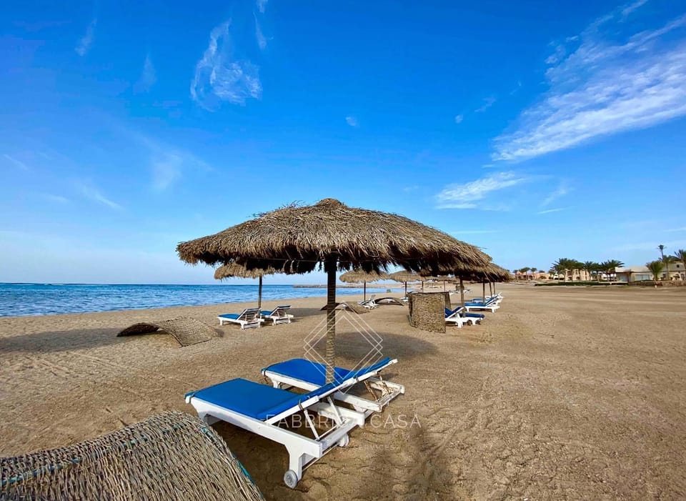 FabbricaCasa Sea Front Villa, Oriental Coast Villa in Red Sea Governorate