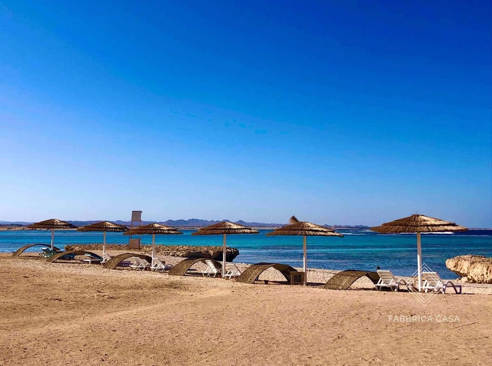 FabbricaCasa Sea Front Villa, Oriental Coast Villa in Red Sea Governorate