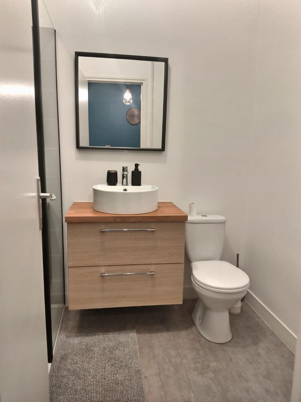 Toilet, Bathroom