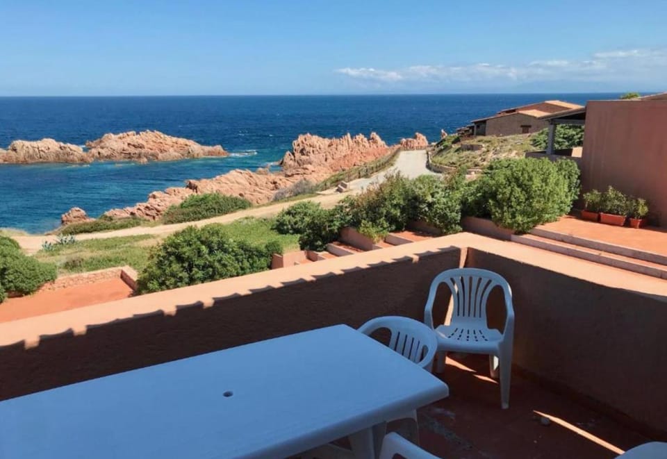 Appartamento vista mare Maya 2 Apartment in Sardinia