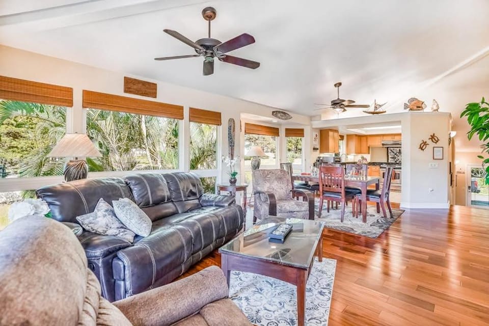 Villas of Kamali'i Apt 44 House in Puupehu