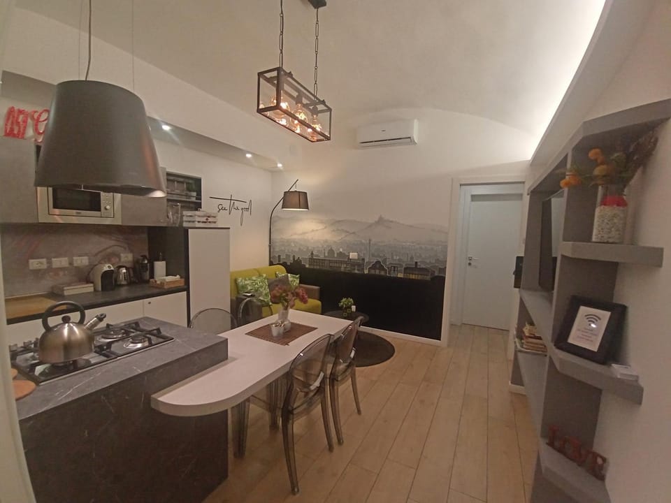 051 Guest House Sant'Orsola Malpighi Apartment in Bologna