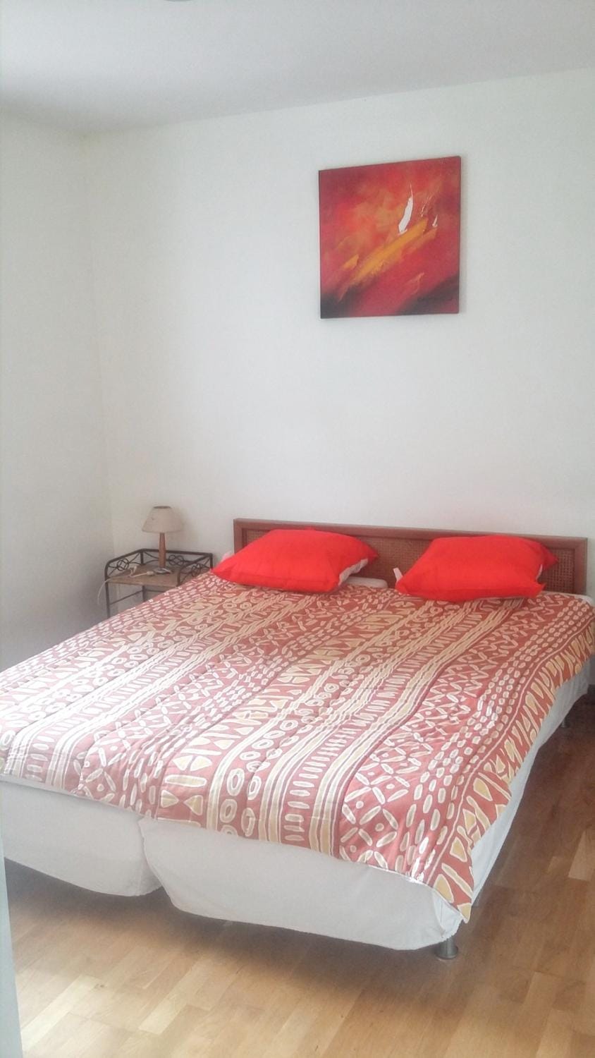 Photo of the whole room