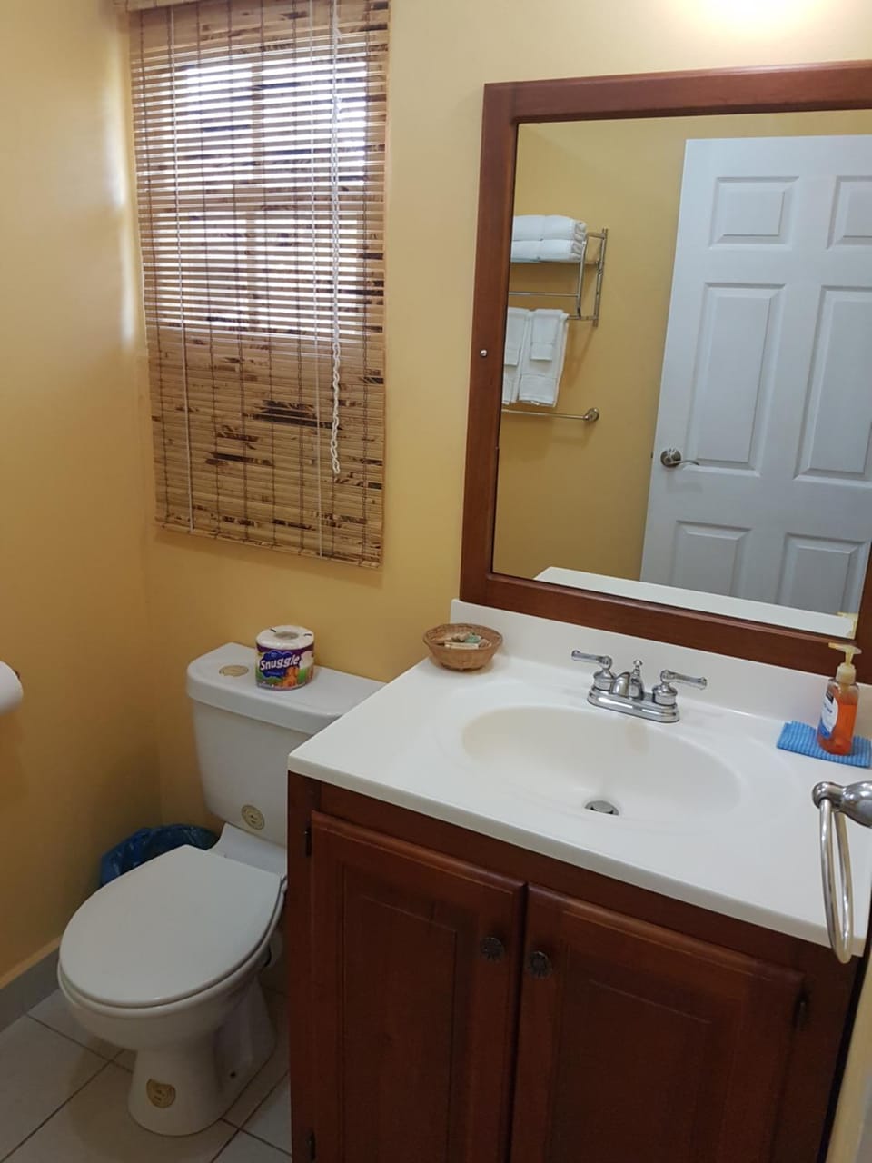 Piarco Village Suites Bed and Breakfast in Trinidad and Tobago