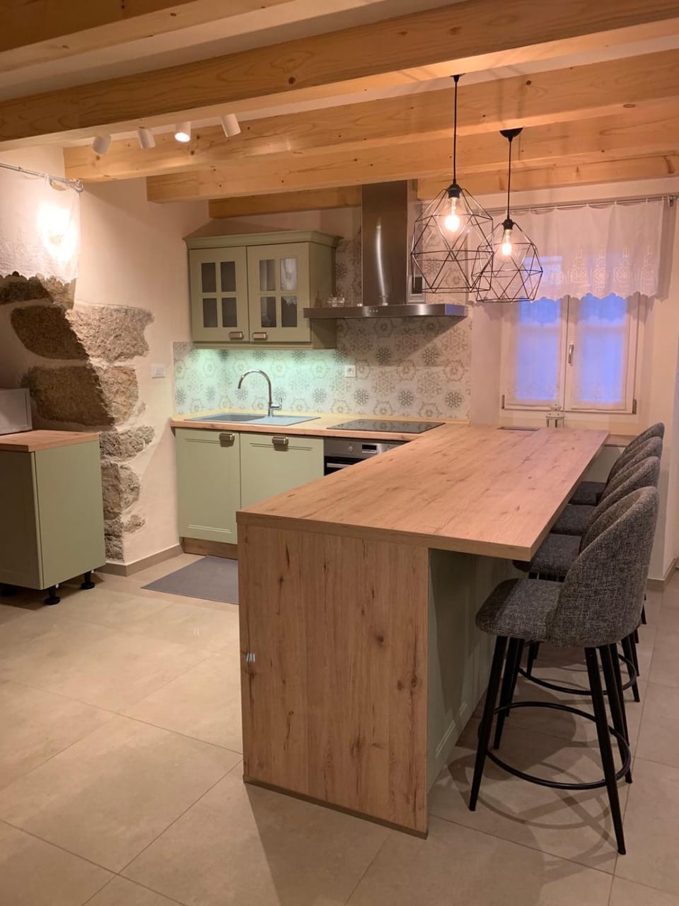 Kitchen or kitchenette