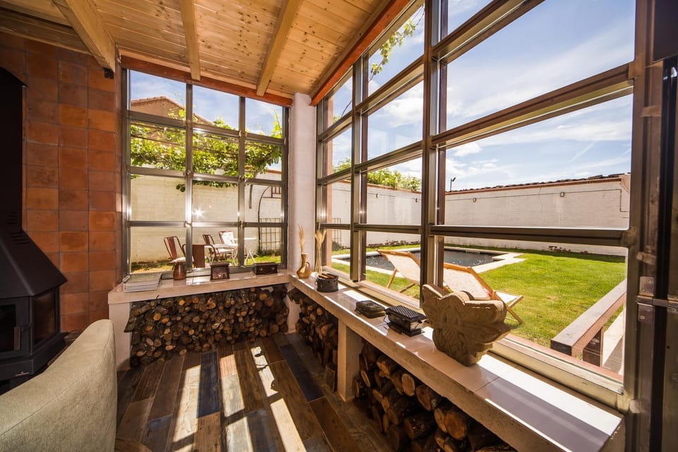 Living room, Lounge or bar, Swimming pool