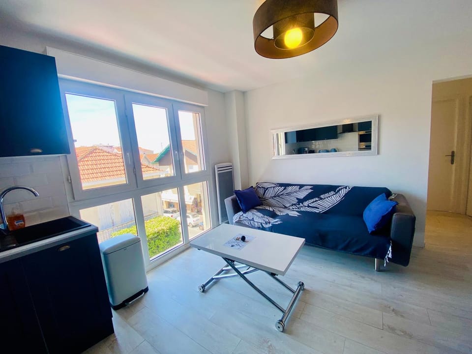 Arcachon Situation exceptionnelle proche plage, ménage et draps compris Apartment in Arcachon