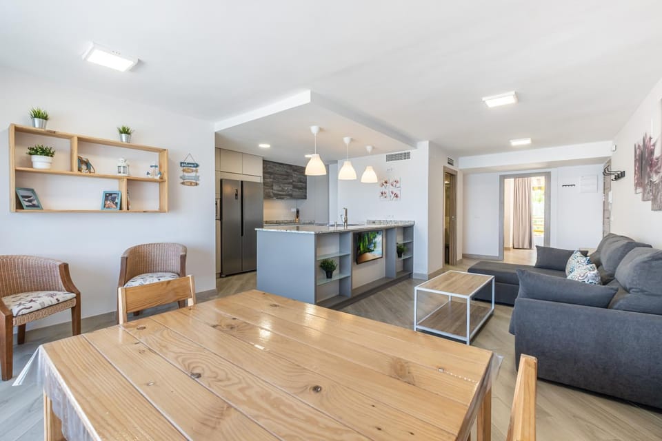 TV and multimedia, Living room, Dining area, kitchen