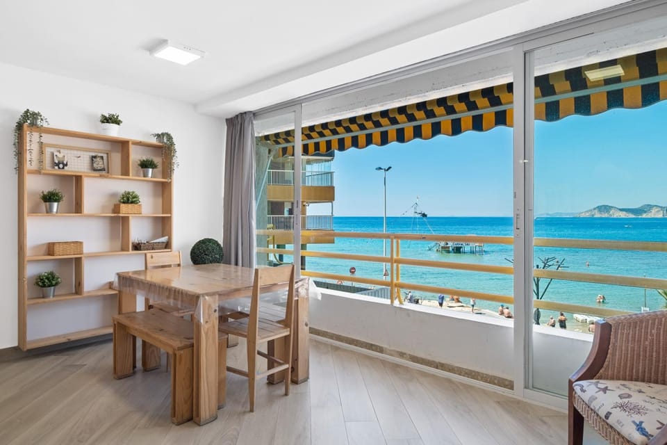 Dining area, Sea view
