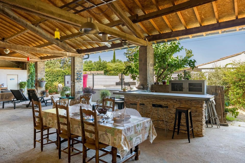 Chambres D'hôtes Le Cocon Bed and Breakfast in Provence