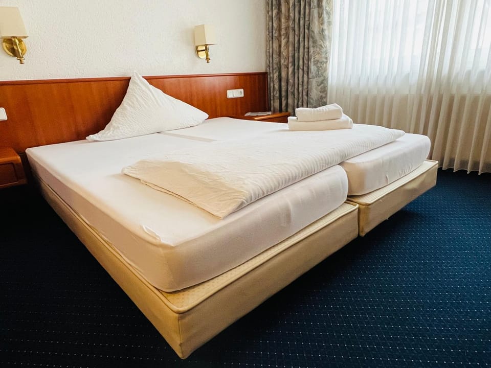 Hotel Weller Kahl am Main Inn in Hesse