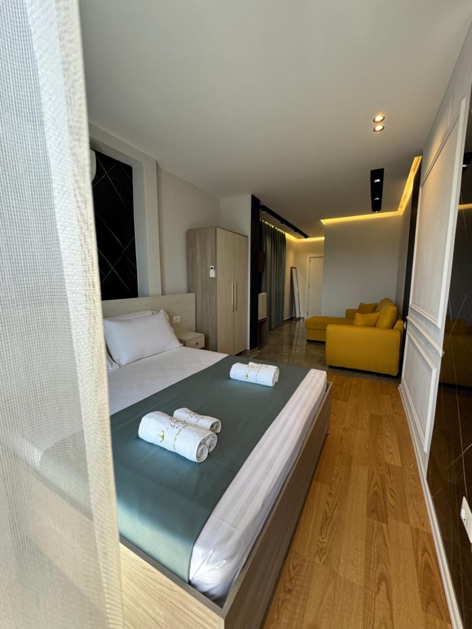 Hotel Qetesia-Te Indriti Hotel in Montenegro