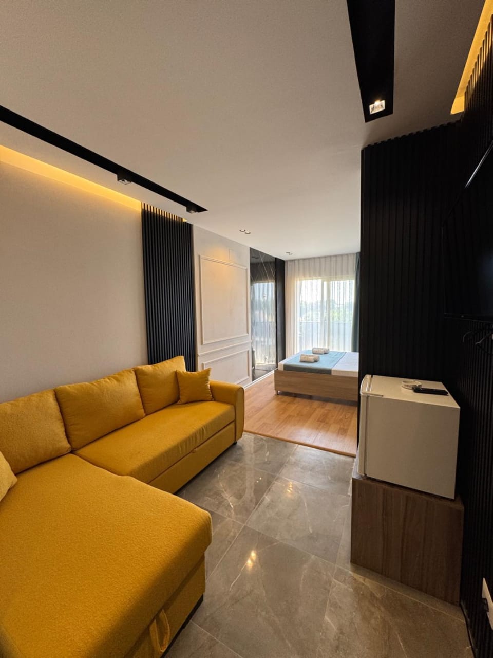 Hotel Qetesia-Te Indriti Hotel in Montenegro