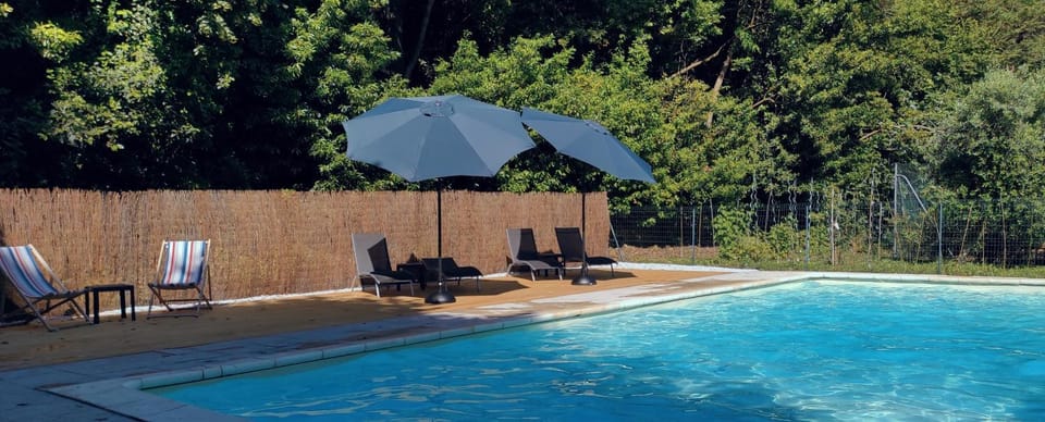 Balcony/Terrace, Swimming pool